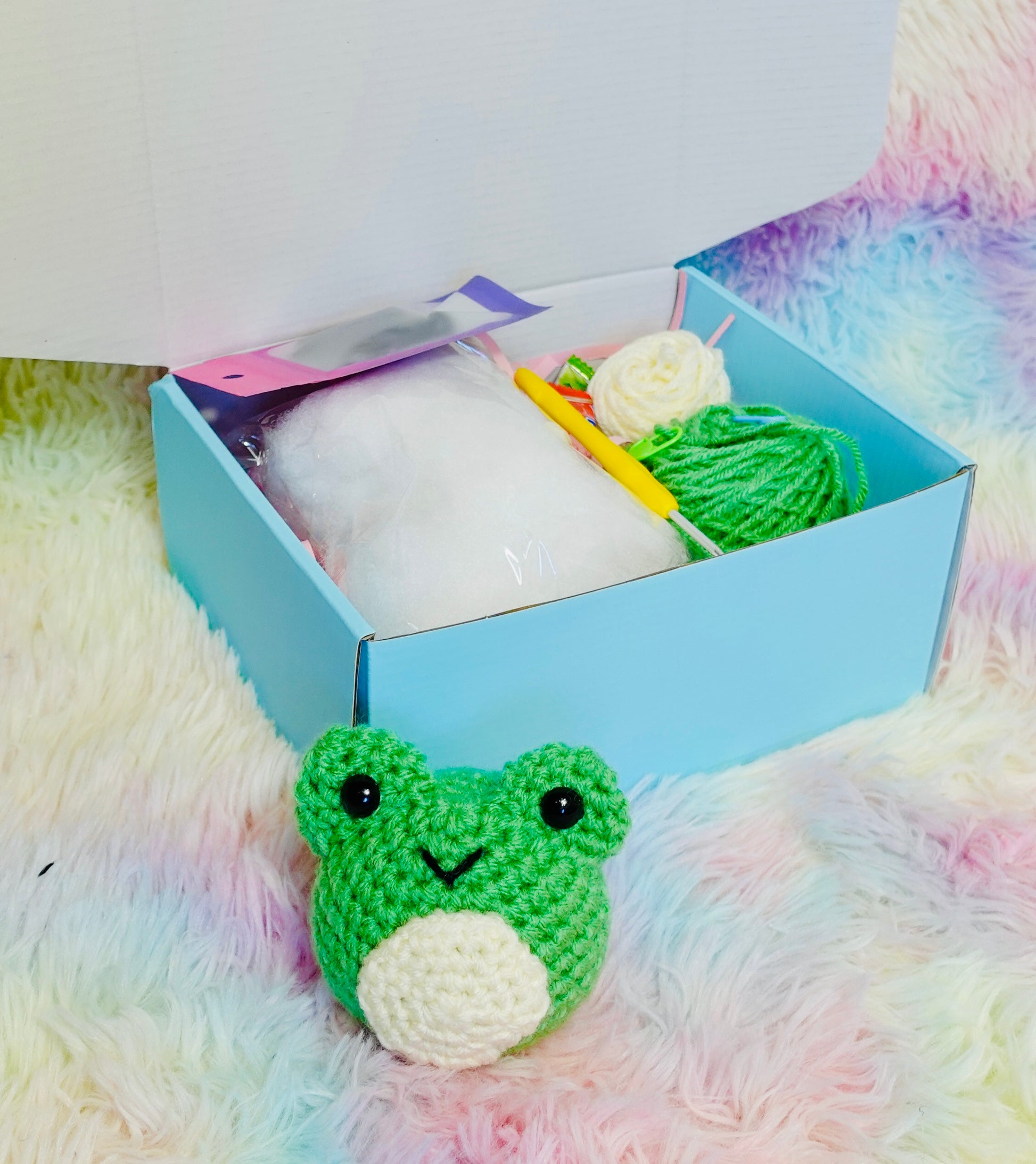 Frog crochet kit