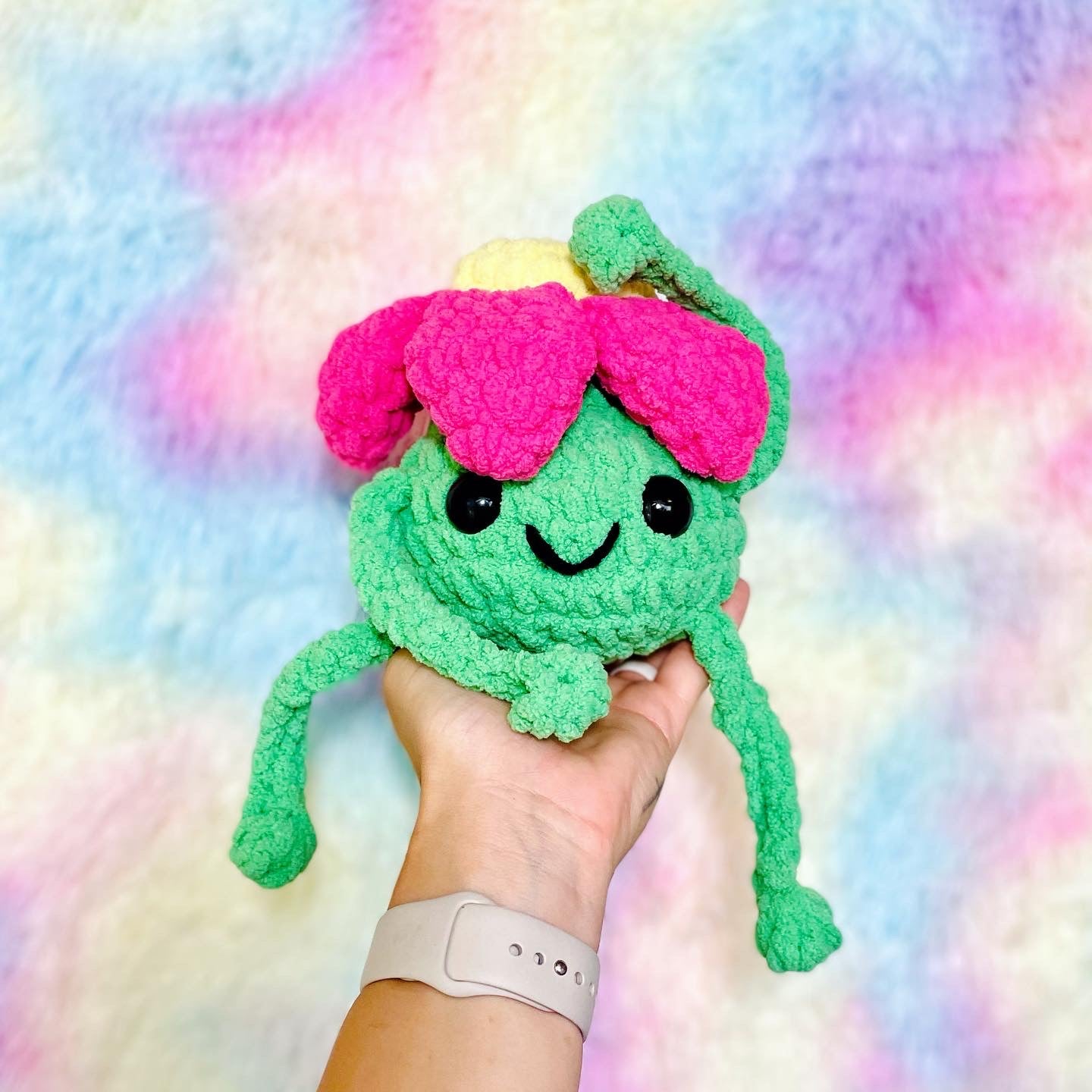 lanky crochet flower guy